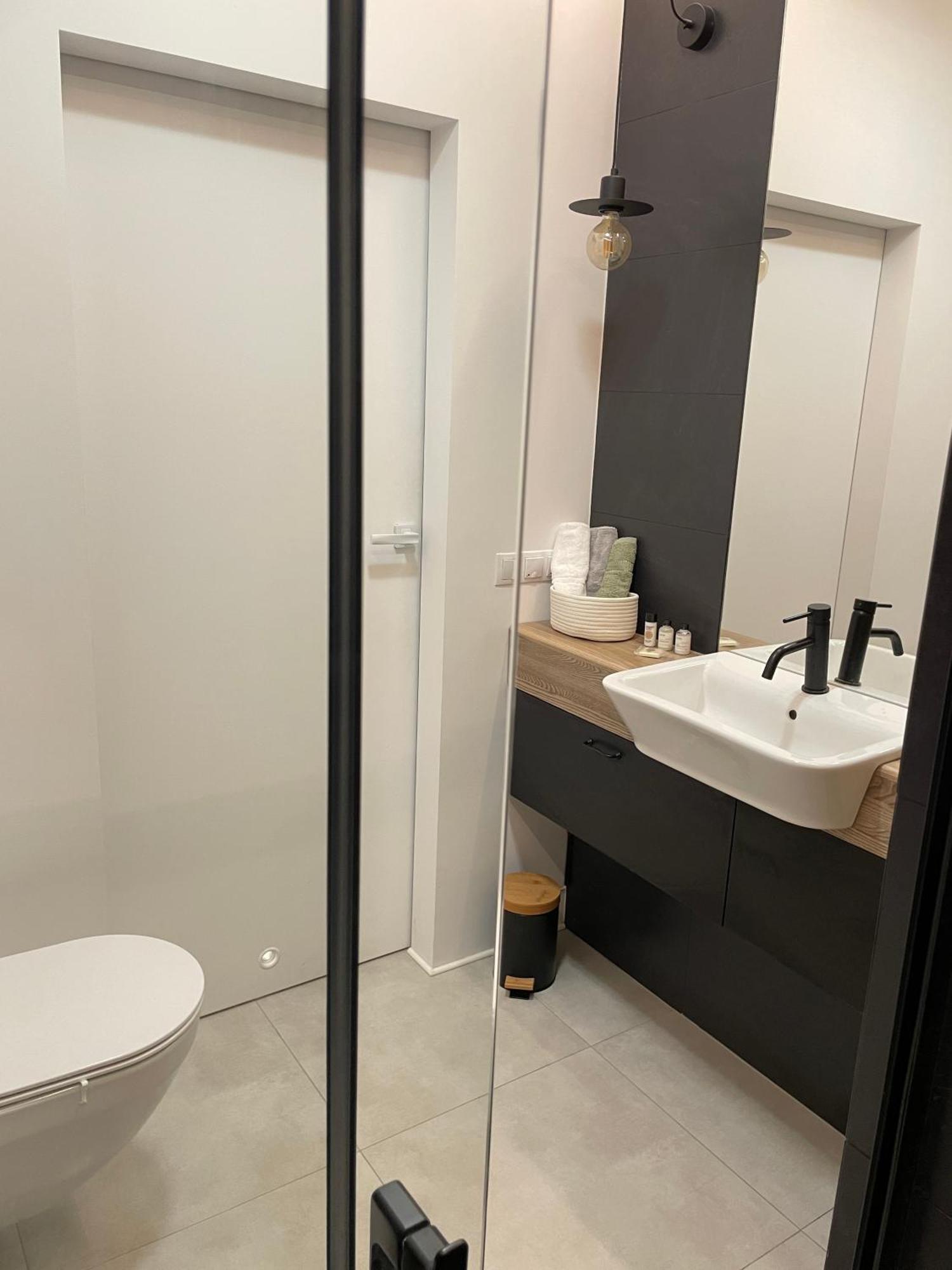 Fancy Apartment Near Manufaktura In Center Of Lodz Buitenkant foto